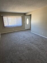 712 Freedom Ave in Akron, OH - Building Photo - Building Photo
