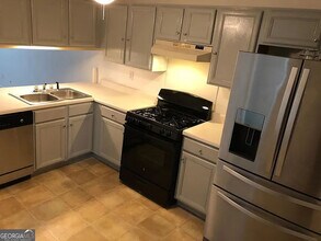 7028 Panda Ln in Austell, GA - Building Photo - Building Photo