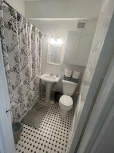21 Beacon, Unit 5J in Boston, MA - Building Photo - Building Photo