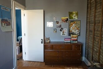 1216 Powderhorn Terrace in Minneapolis, MN - Building Photo - Building Photo