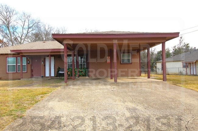 property at 1710 Cole St