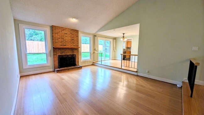 12935 SW Conestoga Dr in Beaverton, OR - Building Photo - Building Photo