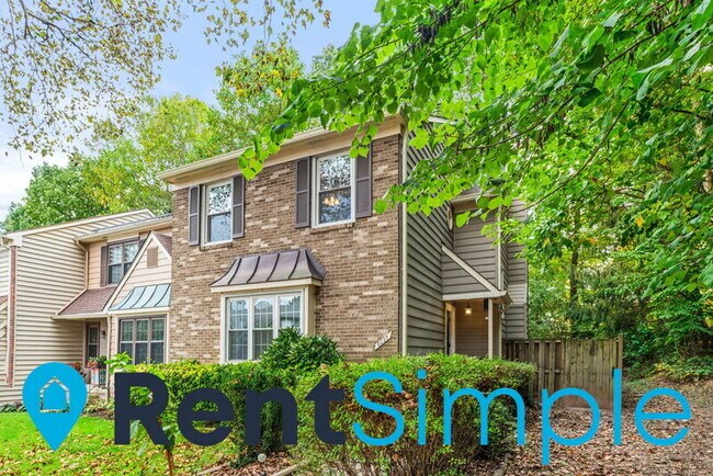 6027 Scarborough Commons Ln