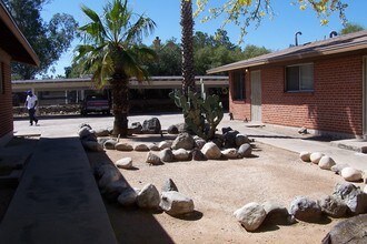 3736 E Fairmount St in Tucson, AZ - Building Photo - Building Photo