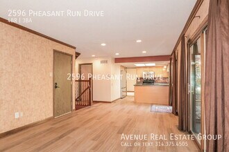 2596 Pheasant Run Dr in Maryland Heights, MO - Building Photo - Building Photo