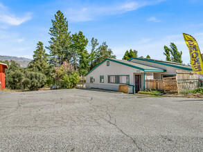 32989 Weatherly Ln in North Fork, CA - Building Photo - Building Photo