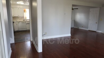 9716 Lamar Ave in Overland Park, KS - Building Photo - Building Photo