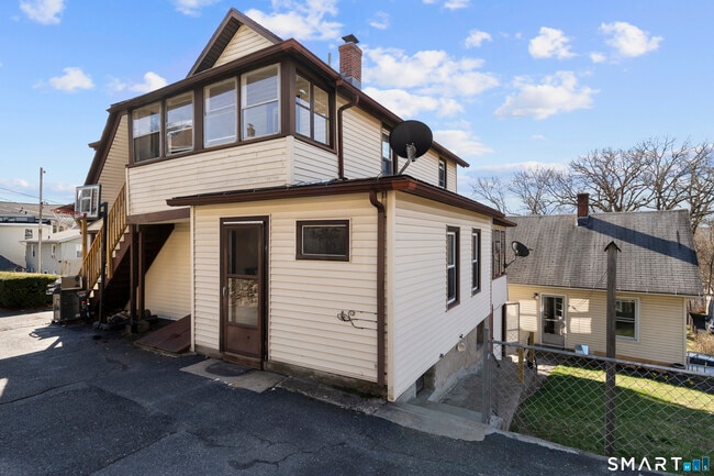 property at 48 Anderson St