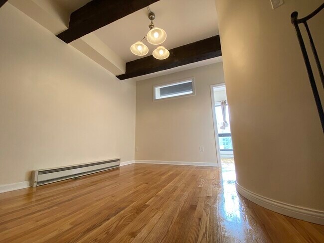 property at 12 Stoneholm St