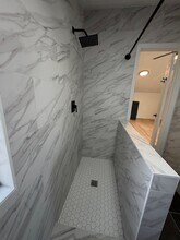 2016 E 11th St in Austin, TX - Building Photo - Building Photo