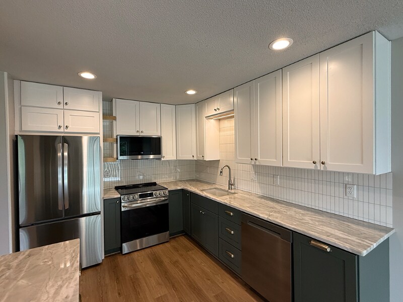 8906 Magnolia Ln N in Maple Grove, MN - Building Photo