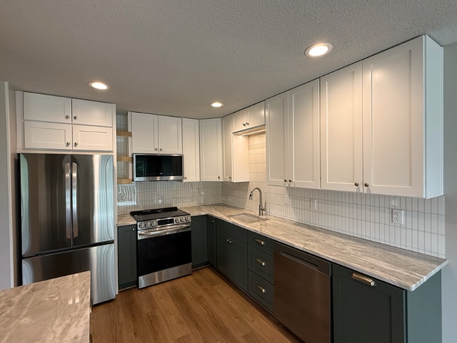 property at 8906 Magnolia Ln N