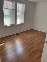 128-130 River Road Ext in Cos Cob, CT - Building Photo - Building Photo