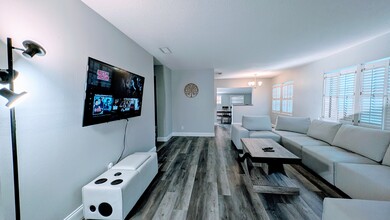 3458 Arbutus Ln in Winter Park, FL - Foto de edificio - Building Photo
