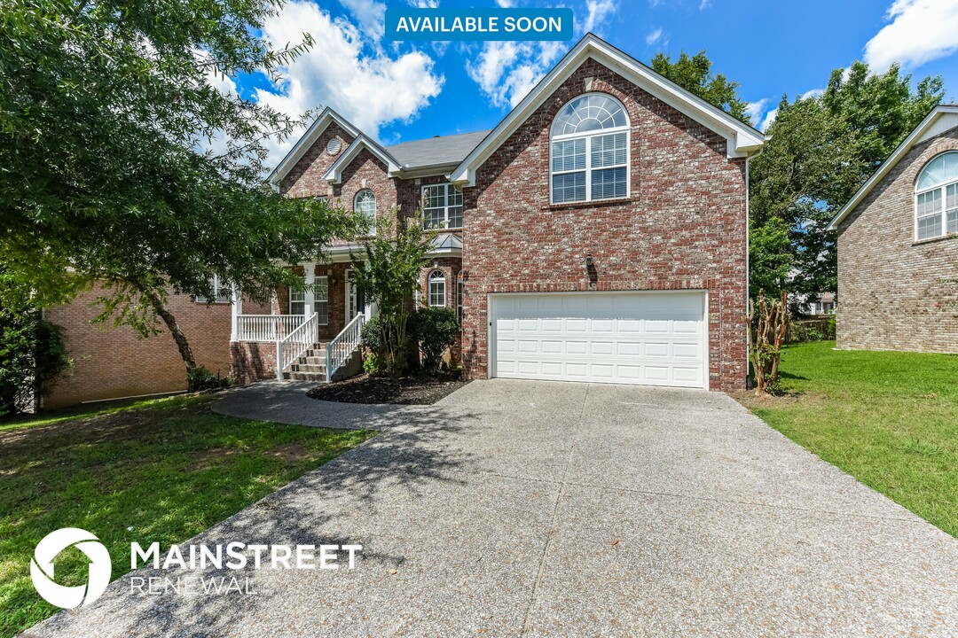 118 Herons Nest Ln in Hendersonville, TN - Building Photo