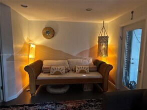 723 NE 62nd St in Miami, FL - Building Photo - Building Photo