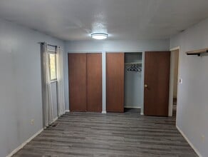 9624 Pepperidge Dr in Indianapolis, IN - Foto de edificio - Building Photo