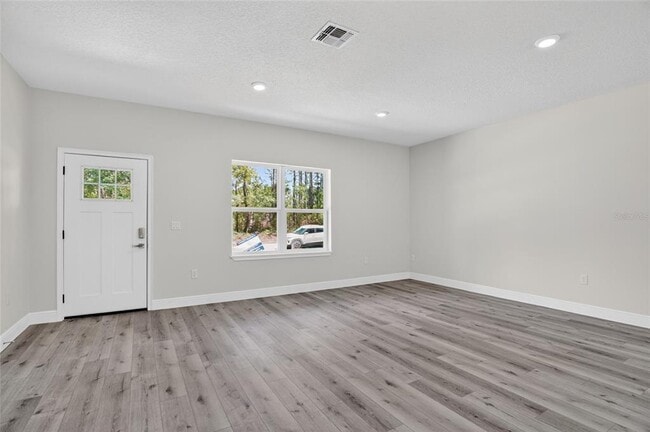 7938 N Maltese Dr in Citrus Springs, FL - Building Photo - Building Photo