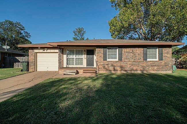 property at 4659 Woodlawn