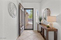 14257 N 106th Pl in Scottsdale, AZ - Foto de edificio - Building Photo