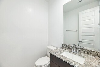 4042 E Pinto Dr in Gilbert, AZ - Building Photo - Building Photo