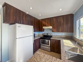 3282 Berger Ave in San Diego, CA - Building Photo - Building Photo