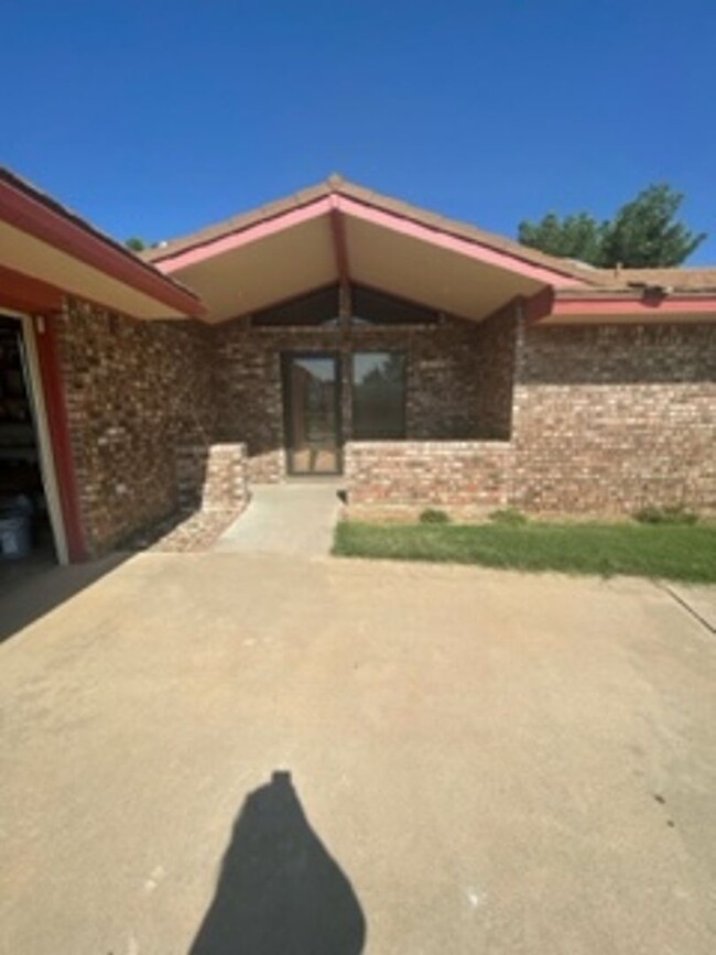 property at 1512 P R Lyons Ave