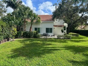 10744 Santa Laguna Dr in Boca Raton, FL - Building Photo - Building Photo
