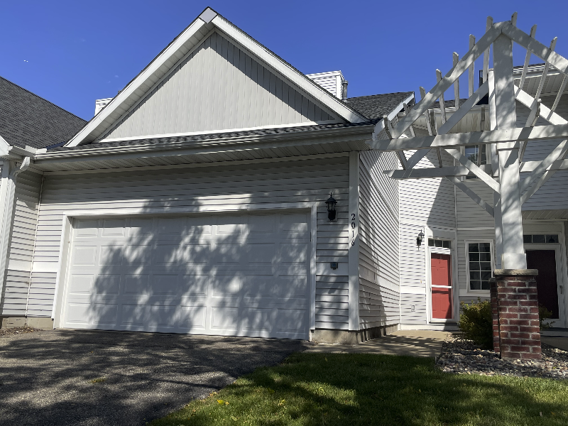 2016 Mainstreet in Hopkins, MN - Building Photo