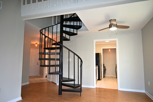 property at 2553 Stockbridge Dr