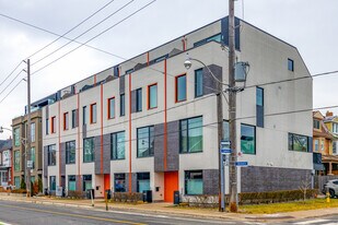 356 Harbord St in Toronto, ON - Building Photo