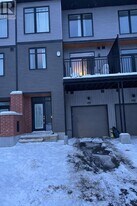 412 Jewelwing Private in Ottawa, ON - Building Photo
