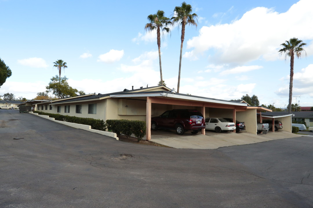 Tri-City Gardens in Oceanside, CA - Building Photo