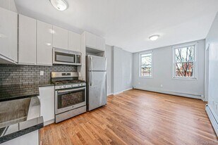 176A 26 in Brooklyn, NY - Building Photo