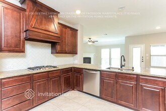 3217 Larkin Ln in Heartland, TX - Foto de edificio - Building Photo