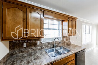 229 Saratoga Ln in Calera, AL - Building Photo - Building Photo