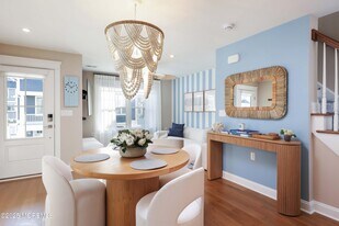 13 Cummings St in Mantoloking, NJ - Building Photo