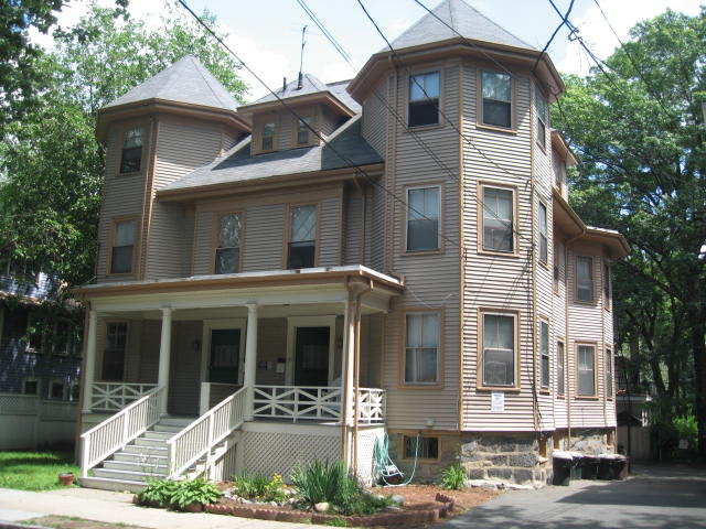 55-57 Beals St in Brookline, MA - Building Photo