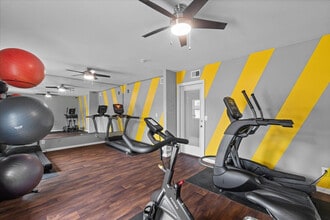 Riverside North Apartment Homes in Chattanooga, TN - Building Photo - Building Photo