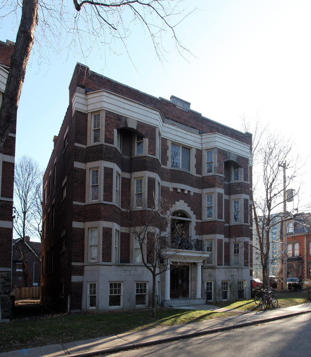 1 Glen Rd in Toronto, ON - Building Photo