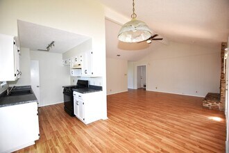 500 Side Cove in Round Rock, TX - Building Photo - Building Photo