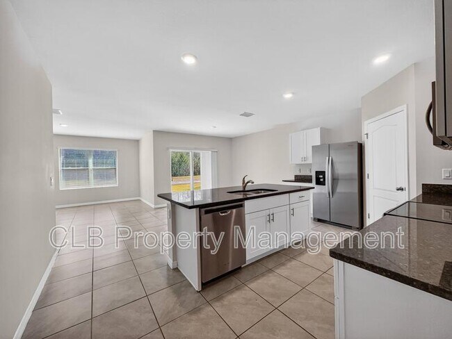 118 Birch Tree Pl in Daytona Beach, FL - Building Photo - Building Photo