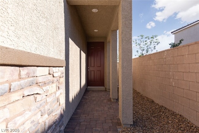 2448 Bellinzona Pl in Henderson, NV - Building Photo - Building Photo