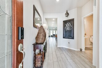 533 Winburn Tide Ln in La Porte, TX - Building Photo - Building Photo