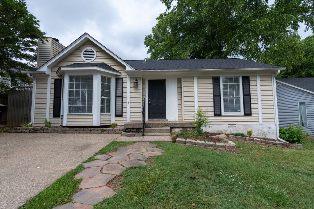 1968 Timberline Way in Clarksville, TN - Building Photo