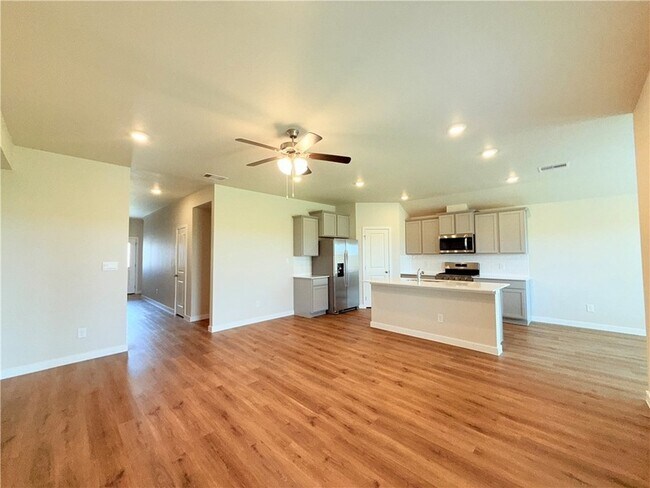 1116 Zeus Dr, Unit 6-635 in Portland, TX - Building Photo - Building Photo