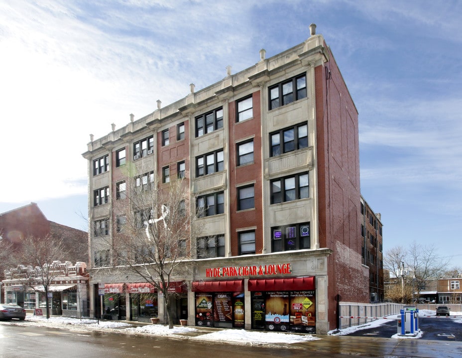 The Columbian in Chicago, IL - Building Photo