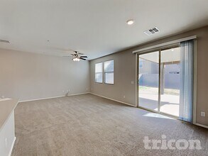 40605 W Nicole Ct in Maricopa, AZ - Foto de edificio - Building Photo