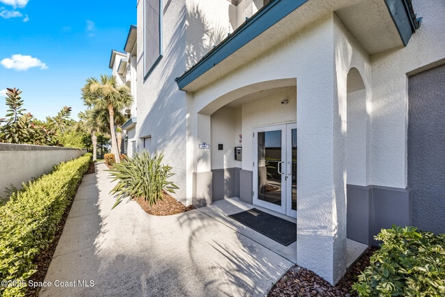 540 S Banana River Dr in Merritt Island, FL - Building Photo - Building Photo