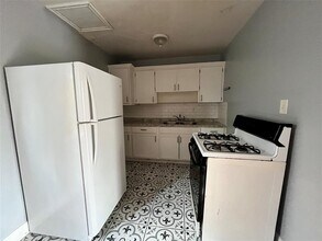 2301 Norfolk St in Houston, TX - Building Photo - Building Photo